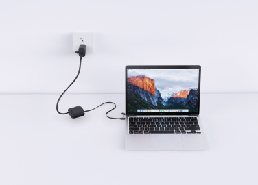 Logotrade werbemittel das Foto: Urban Vitamin San Jose 100W-Halter mit einziehbarem Kabel