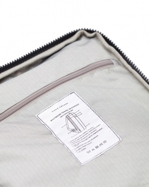 Logo trade advertising product photo of: VINGA Baltimore Travel Backpack