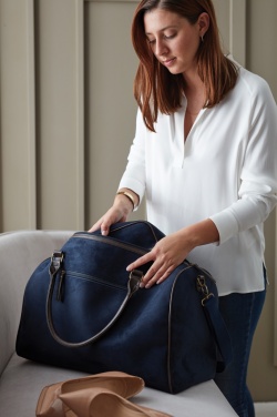 Logo trade promotional giveaway photo of: VINGA Hunton Weekend Bag