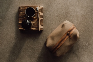 Logotrade advertising products photo of: VINGA Sloane toiletry bag RCS recycled polyester