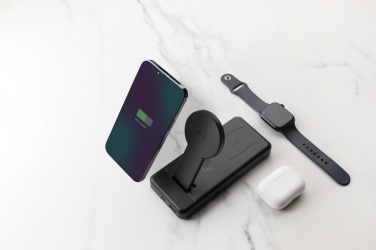 Logo trade promotional giveaway photo of: Fenwick RCS recycled plastic 10000mah  3 in 1 fast powerbank