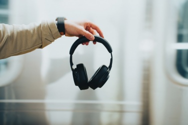 Logo trade promotional gifts picture of: Irvine RCS recycled and repairable ANC wireless headphone