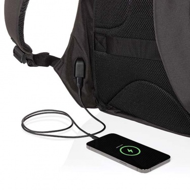 Logotrade corporate gift image of: Swiss Peak AWARE™ anti-theft 15.6" laptop backpack