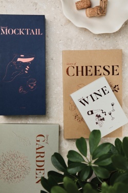 Logo trade corporate gifts image of: VINGA Story of wine