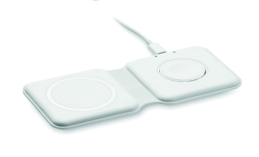 Logo trade corporate gifts picture of: 2 in 1 foldable charger 15W