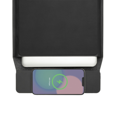 Logo trade promotional giveaways image of: Swiss Peak 15W magnetic charging laptop sleeve 14-15,6"