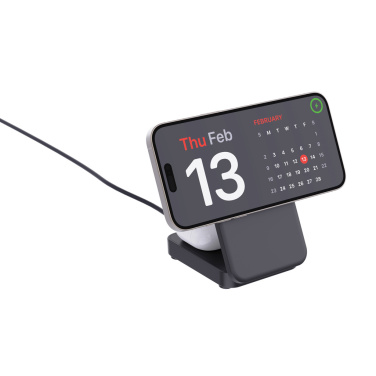 Logo trade promotional merchandise photo of: Urban Vitamin Arcadia RCS rplastic 15W 3in1 magnetic charger