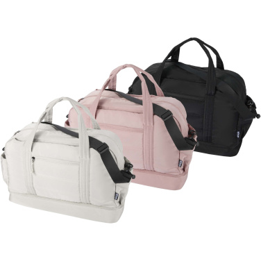 Logo trade promotional items image of: Puffer GRS recycled duffel bag with insulated bottom 30L