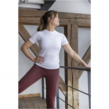 Logotrade reklaamtoote foto: Niagara lühikeste varrukatega naiste stiilne T-särk