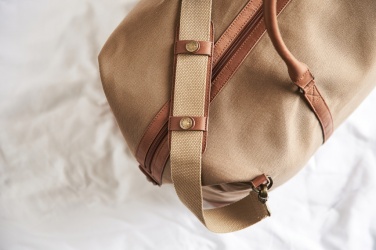 Logo trade ärikingituse pilt: VINGA Sloane RCS RPET nädalavahetusekott