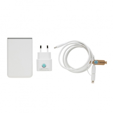 Logo trade meened foto: Surge RCS taaskasutatud PET 20W tüüpi C 3 tk laadimiskomplekt