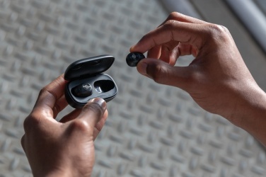 Logotrade ärikingi foto: Urban Vitamin Palm Springsi RCS rplastist ENC kõrvaklapid