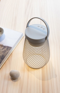 Logo trade ärikingitused foto: Aurora RCS taaskasutatud plastikust USB taaslaetav laualamp