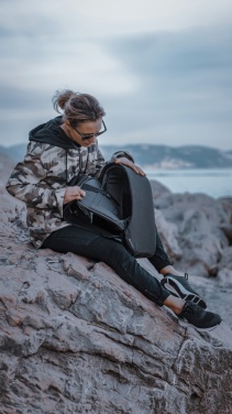 Logo trade reklaamkingi pilt: Bobby Hero tavaline, vargusevastane seljakott