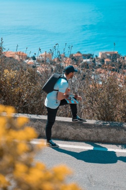 Logo trade reklaamtooted foto: Bobby Hero Väike vargusevastane seljakott