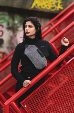 Logotrade reklaamtoote foto: Õlakott Urban Bumbag