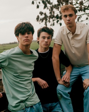 Logotrade reklaamkingituse foto: Iqoniq Zion taaskasutatud puuvillast pusa