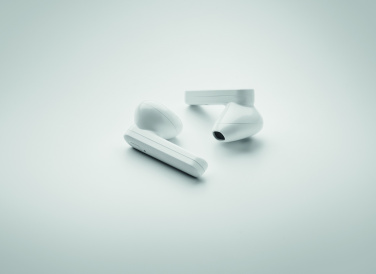 Logo trade meened foto: TWS kõrvaklapid päikeselaadijaga