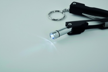 Logo trade ärikingi pilt: Kokkupandav multitööriist noaga