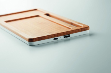 Logo trade ärikingi pilt: Juhtmeta laadimisalus 5W MALABAR