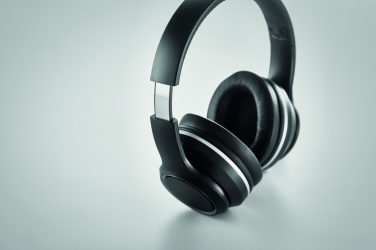 Logo trade meened foto: ANC kõrvaklapid ja kott