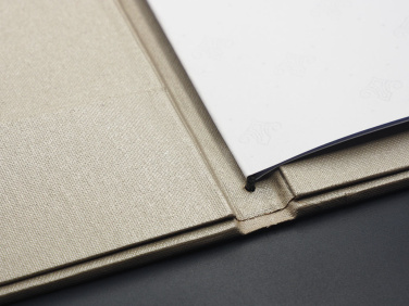 Logotrade meened pilt: Hotelli juhis  1677280