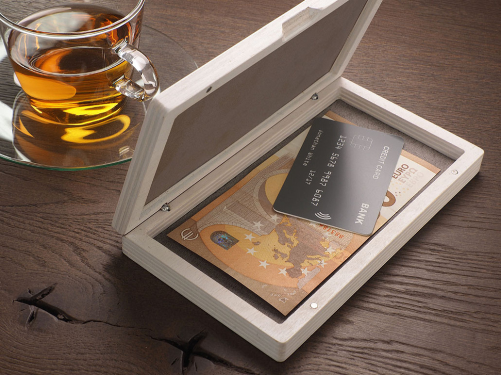 Logotrade firmakingitused pilt: Puidust arvelduskarp 1816121