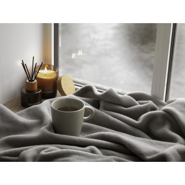 Logo trade reklaamtooted foto: Wooosh Vida GRS taaskasutatud materjalist pleed