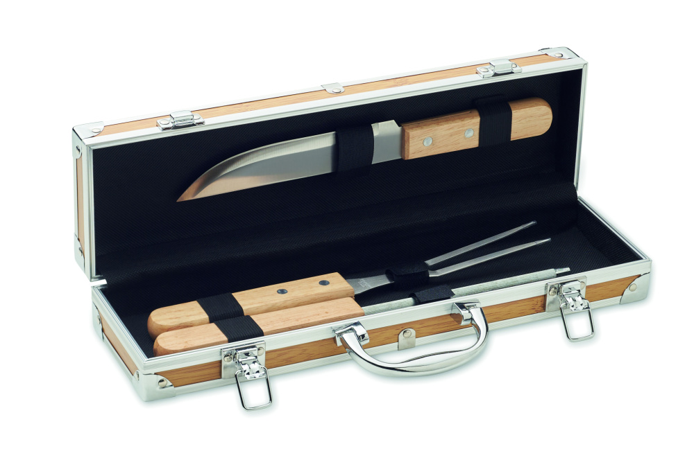 Logotrade firmakingituse foto: TOOLDERA roostevabast terasest grillitööriistad