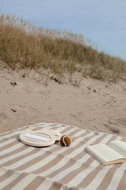 Logotrade reklaamkingituse foto: VINGA rannamäng