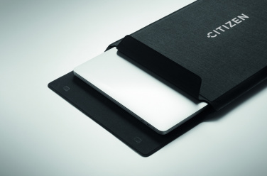 Logo trade ärikingi pilt: PRACTIC 16-tolline vildist sülearvutitasku