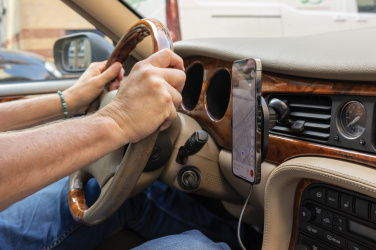 Logo trade firmakingituse pilt: PowerCruze RCS plastikust 15W magnetiga laadija autohoidik