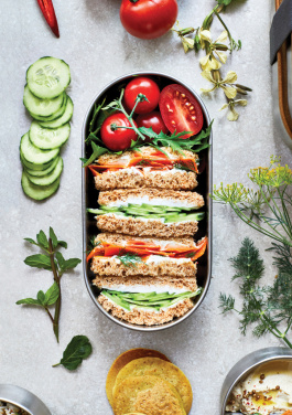 Logotrade ärikingi foto: Black+Blum roostevabast terasest toidukarp