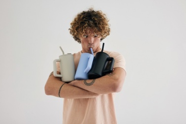 Logotrade mainoslahja ja liikelahja kuva: Cube RCS -sertifioitu muki kierrätetystä teräksestä 800ml