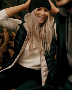 Logo trade mainoslahja ja liikelahja tuotekuva: Iqoniq Meru naisten liivi kierrätetystä polyesteristä