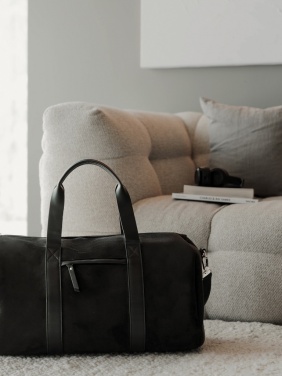 Logo trade mainostuote kuva: VINGA Marlow RCS -weekend bag kierrätettyä polyesteriä