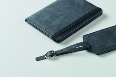 Logotrade liikelahja tuotekuva: Passinkannet ja matkalaukku tagi