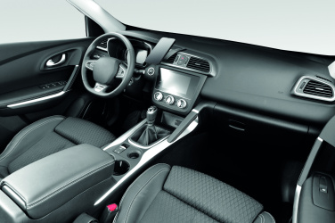 Logotrade mainoslahja ja liikelahja kuva: 15W magneettinen autolaturi