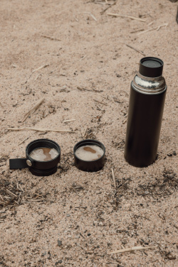 Logotrade mainoslahja tuotekuva: VINGA Tono RCS -termosmuki kaksoiskupilla, 750 ml.