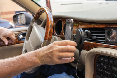 Logo trade liikelahja kuva: PowerCruze RCS, 15 W magneettinen auton latausteline