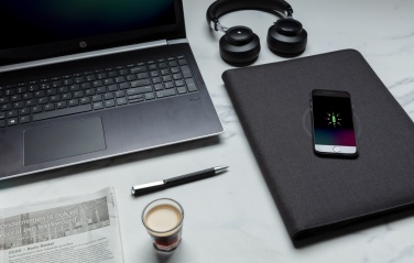 Logotrade reklaminiai produktai nuotrauka: Air 5W belaidžio įkrovimo portfelis A4 su 5000 mAh maitinimo bloku