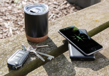 Логотрейд pекламные подарки картинка: 10.000 мАч, быстрая зарядка, 10 Вт, беспроводной внешний аккумулятор