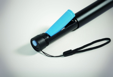 Логотрейд pекламные продукты картинка: Aluminium rechargeable torch
