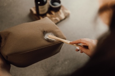 Logotrade profilreklam bild: VINGA Sloane necessär RCS återvunnen polyester