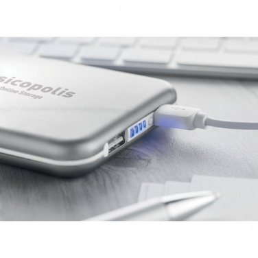 Logotrade kampanjprodukter bild: 4000 mAH sol Powerbank