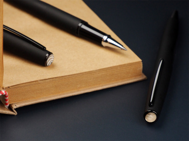 Logotrade presentreklam bild: Randigt Flint Pen-set 1284036