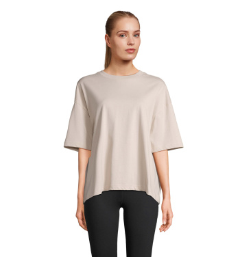 Logotrade profilreklam bild: BOXY WOMEN OVERSIZE T-SHIRT