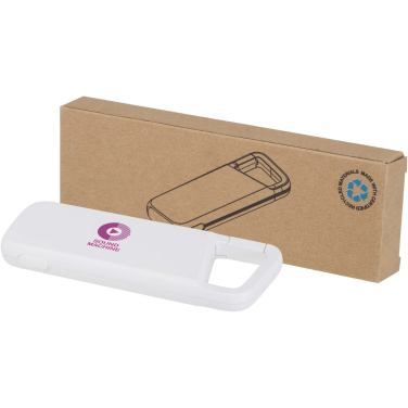 Logotrade reklamprodukter bild: Alkes 5 000 mAh 12 W vattenbeständig powerbank av återvunnen plast med karbinhake