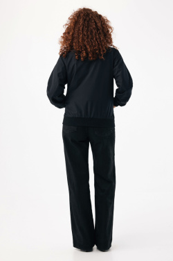 Logotrade reklamprodukter bild: IQONQ Odin jacka i återvunnen polyester - urban stil